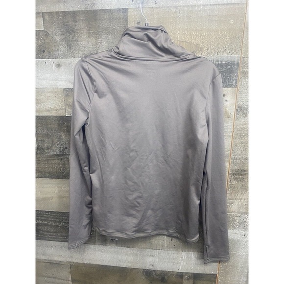 Under Armour Womens Run Chicago Fitted Long Sleeve Pullover SZ M New Grey - Picture 4 of 5